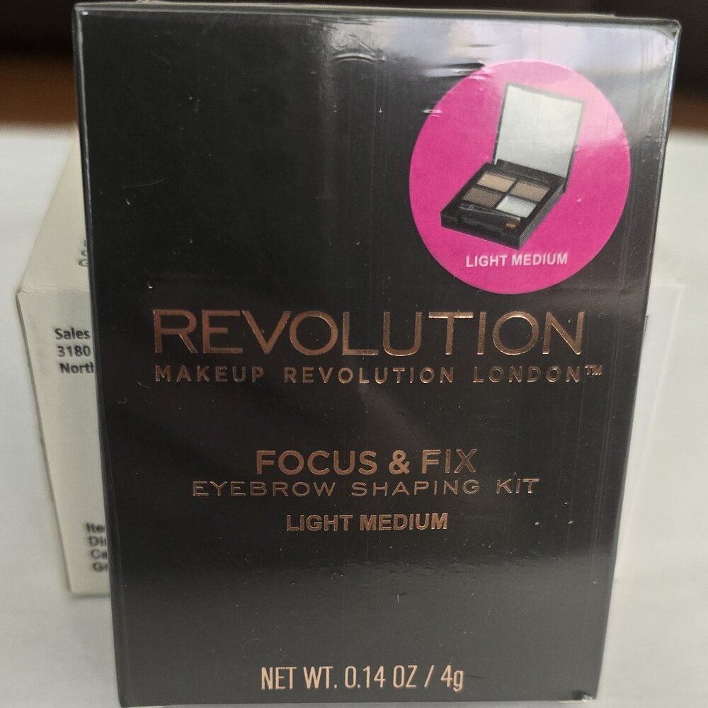 Makeup Revolution ~ Eyebrow Shaping Kit ~ Shade Light Medium